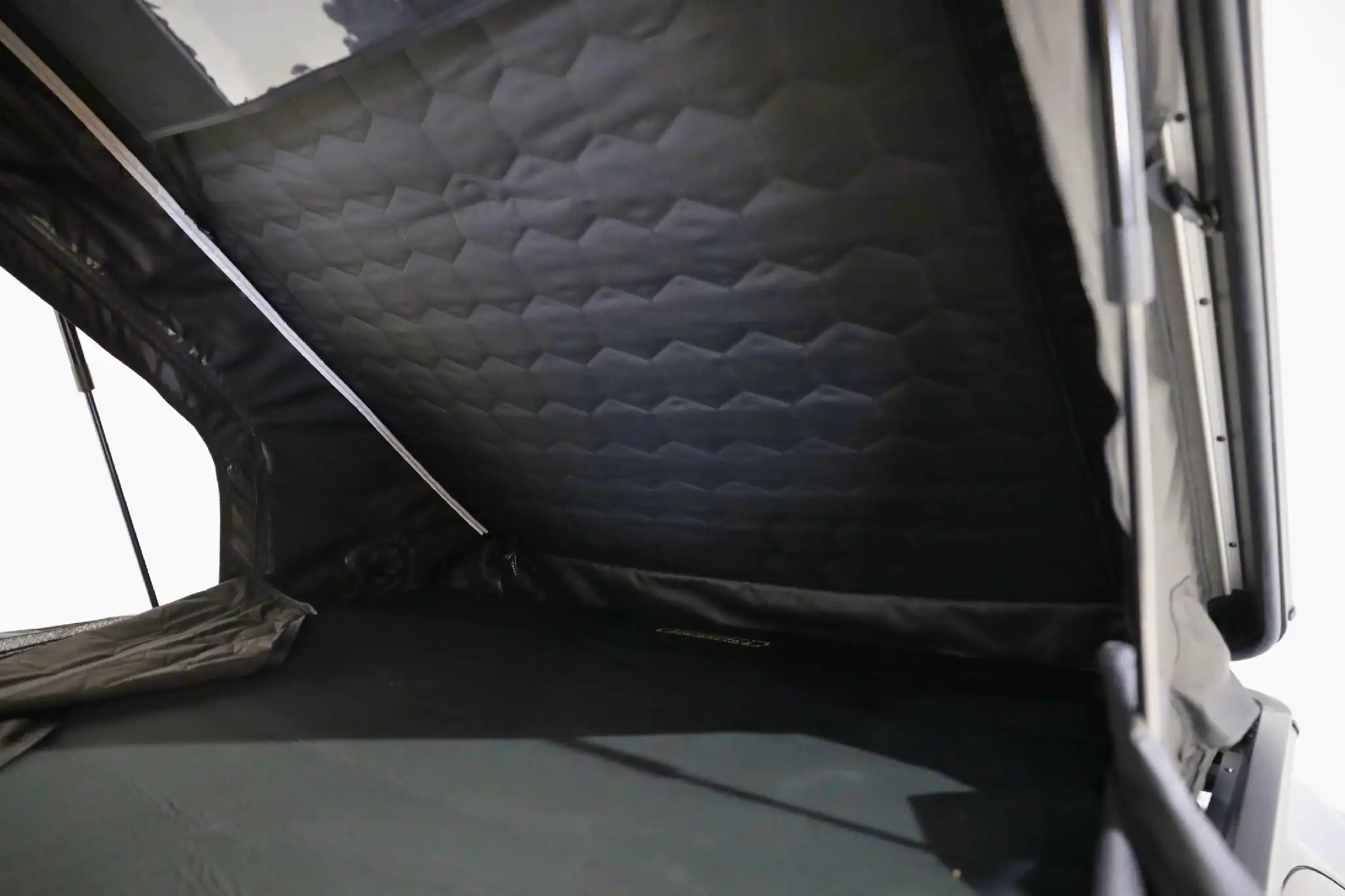 Aspen Pro XL - Rooftop Tent - Image 3